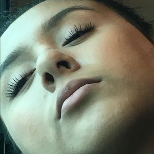 Meet your Posher, Dakota